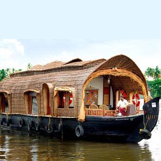 Adams River Cruise, Alleppey 1